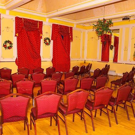 Albany Lions Hotel Истбурн Экстерьер фото