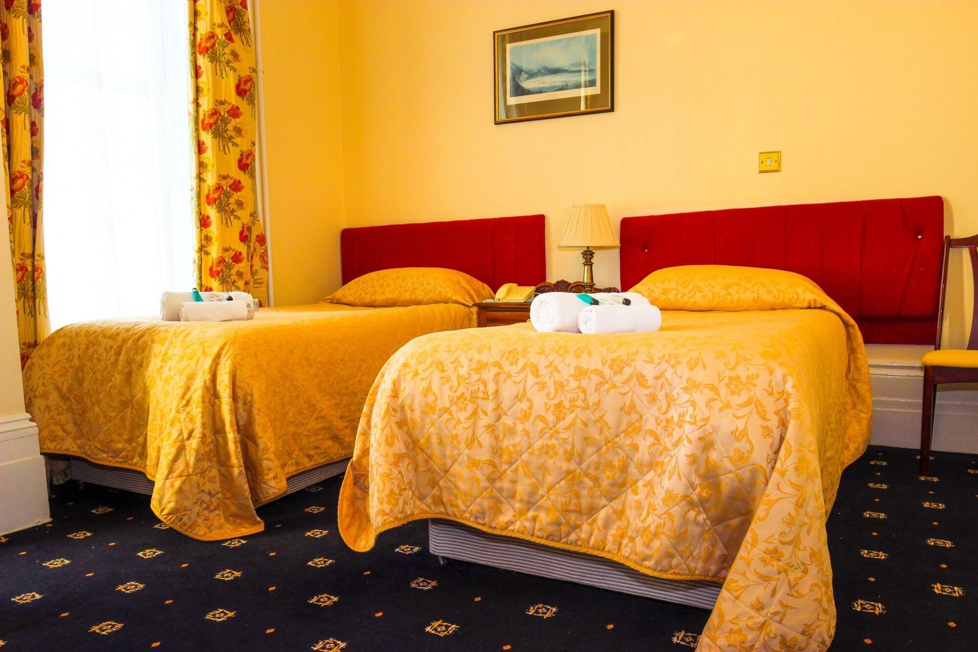 Albany Lions Hotel Истбурн Экстерьер фото